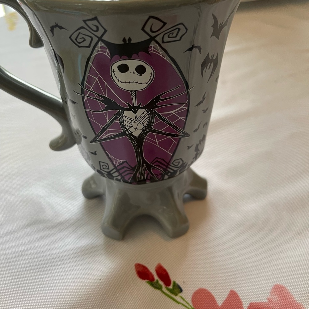 Large jack skeleton coffee mug. Excellent preowned condition. - Picture 2 of 4